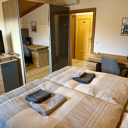 Appartement Pleasant In Saalfelden, Cleaning Included *